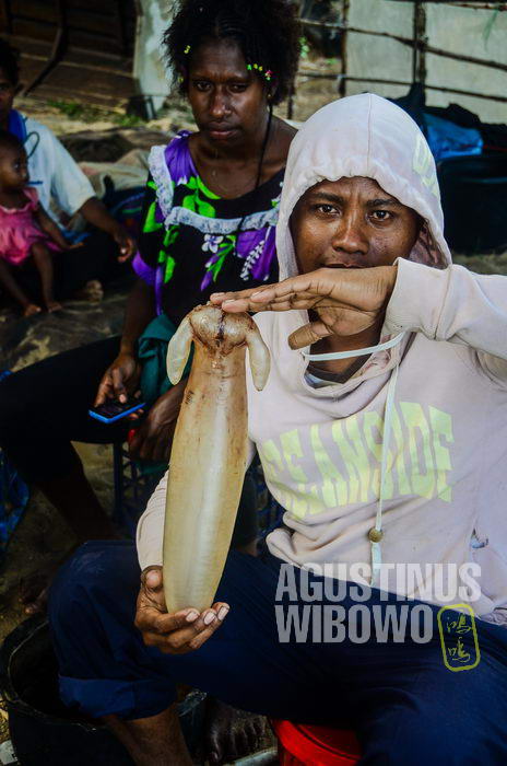 140904-png-indonesian-buyer-8