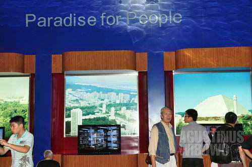 North Korean pavilion in World Expo Shanghai 2010, "Paradise for People" (Agustinus Wibowo)