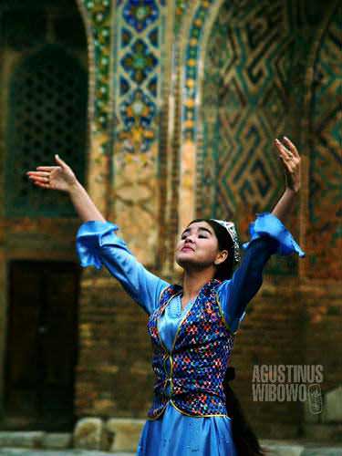 Gadis penari dari Samarkand. (AGUSTINUS WIBOWO)