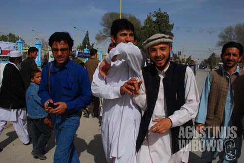 Pashtun guys having fun in Mazar