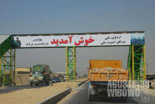 No foreigners are allowed to take this road to leave Kabul overland, due to the Korean hostage crisis