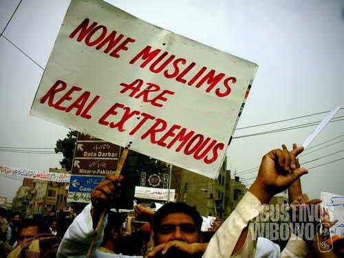 None Muslims are Real Extremous