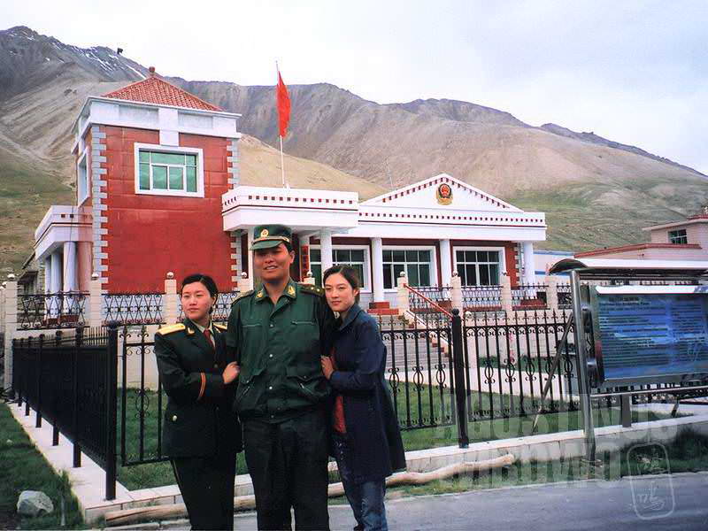 Para tentara perbatasan China (AGUSTINUS WIBOWO)