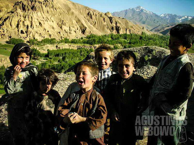 Bocah-bocah Hazara, yang oleh Sabur disebut sebagai “orang-orang berbahaya”. (AGUSTINUS WIBOWO)