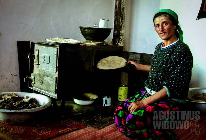 1pic1day-130925-tajikistan