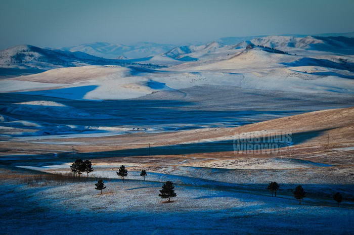 mongolia-2009-darkhan-early-morning-snow-forest-hunting